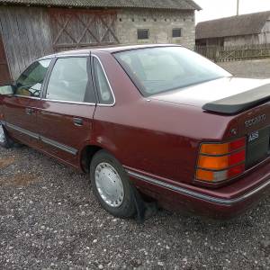 Oldtimer automobil Ford scorpio