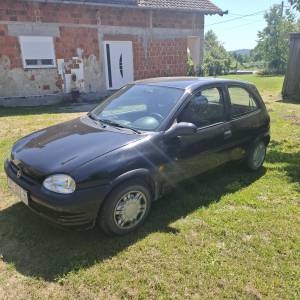 Opel Corsa 1.0 benzin
