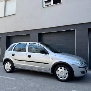 OPEL CORSA //103tkm//prvi vlasnik//HR auto//klima//odličan//