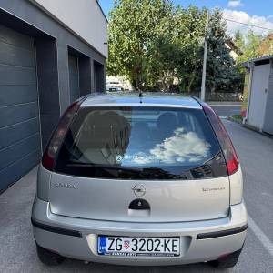 OPEL CORSA //103tkm//prvi vlasnik//HR auto//klima//odličan//