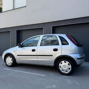 OPEL CORSA //103tkm//prvi vlasnik//HR auto//klima//odličan//