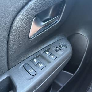 Opel Corsa 1,2 Turbo -REG GOD. DANA-NAVI-KAMERA-TOP STANJE-