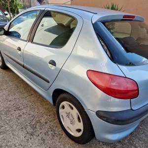 Peugeot 206 1.4 benzin