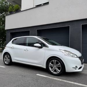 PEUGEOT 208 /92tkm/prvi vlasnik/HR auto/klima/odličan/