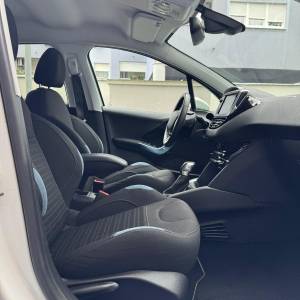 PEUGEOT 208 /92tkm/prvi vlasnik/HR auto/klima/odličan/