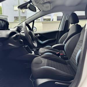 PEUGEOT 208 /92tkm/prvi vlasnik/HR auto/klima/odličan/