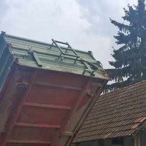 Prikolica REISCH 8t Trostrani kiper