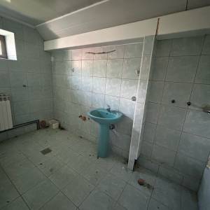 PRILIKA! Sveta Nedelja - Srebrnjak - kuća s dvorištem i voćnjakom!