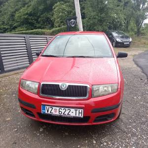 PRODAJE SE ŠKODA FABIA U SUPER STANJU