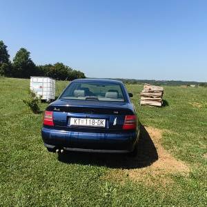 Prodajem auto