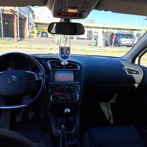 Prodajem Citroën C4 2011 godište registriran do 14.04.2026 godine