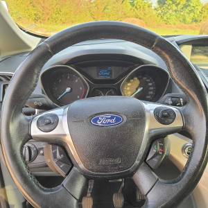 Prodajem Ford C Max Titanium 1.6 HDI 2011 REG DO 06/26