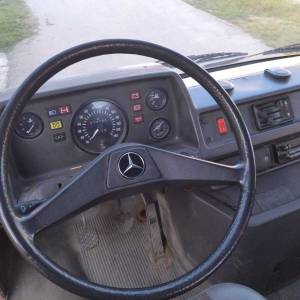 Prodajem kamion: Mercedes 310 D Diesel