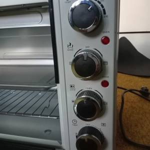 Prodajem novu ISKRA električnu pećnicu