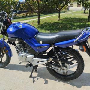Prodajem Yamahu Ybr 125 2007.g. Reg. do 01.09.2026.g. 099-839 -5050