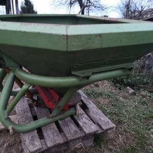 rasipač AMAZONE ZA-F 803