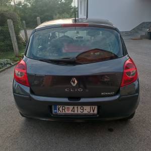 RENAULT CLIO 1.5 DCI