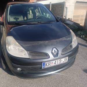 RENAULT CLIO 1.5 DCI