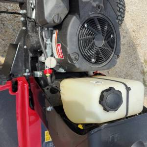 Traktor kosilica MTD