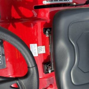 Traktor kosilica MTD