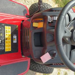 Traktor kosilica MTD