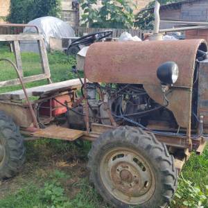 Traktor ručni rad 4x4, reduktor