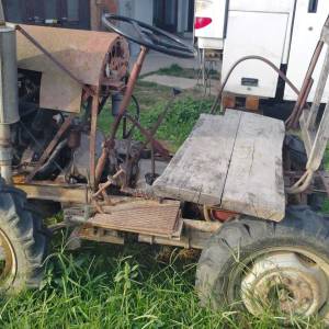 Traktor ručni rad 4x4, reduktor