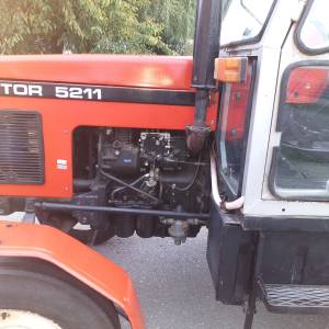 traktor zetor 5211 89 g