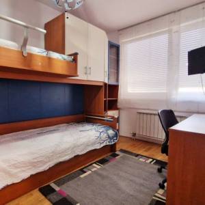 TREŠNJEVKA, NOVA CESTA, PREKRASAN 4-SOBAN STAN 106 m2 + GARAŽA