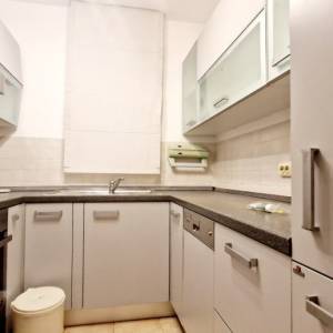 TREŠNJEVKA, NOVA CESTA, PREKRASAN 4-SOBAN STAN 106 m2 + GARAŽA