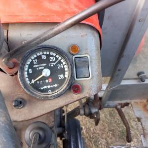 URSUS C 335