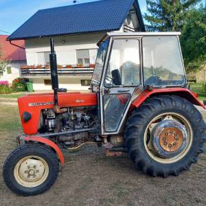 URSUS C 335