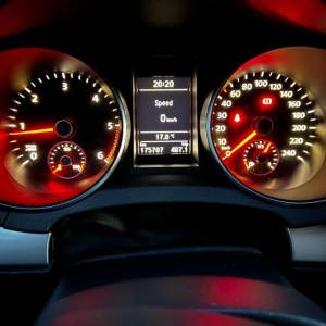 VW Golf 6 2.0 TDI Highline - Vlasnik 9 god. - Registriran godinu dana