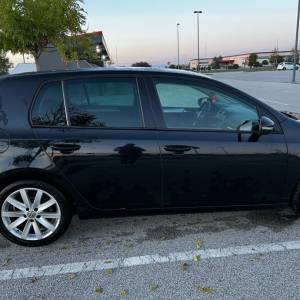 VW Golf 6 2.0 TDI Highline - Vlasnik 9 god. - Registriran godinu dana
