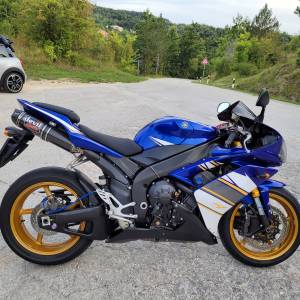 Yamaha R1 2008