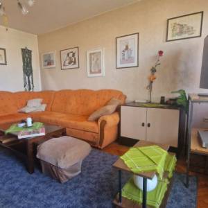 ZAGREB, SAVSKA ul., 2-SOBAN STAN 65 m2 (prodaja)
