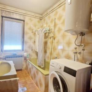 ZAGREB, SESVETE,SESVET. KRALJEVEC, KUĆA 228 m2 SA VELIKOM OKUĆNICOM