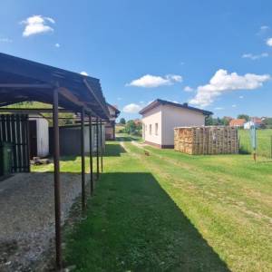 BREZOVICA, KUĆA SA 2 STANA, POMOĆNA ZGRADA ( STAN) I VELIKA OKUĆNICA (