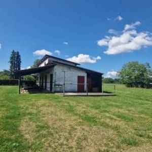BREZOVICA, KUĆA SA 2 STANA, POMOĆNA ZGRADA ( STAN) I VELIKA OKUĆNICA (