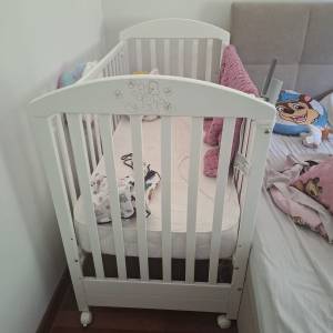 Dječji krevetić sa madracom stanje 10/10