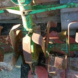 Freza za zemlju, masivna malo korištena, 100 cm,  veliki noževi .