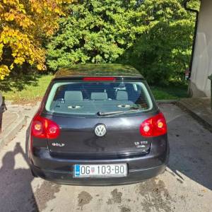Golf 5 1.9 TDI 2004 Godina