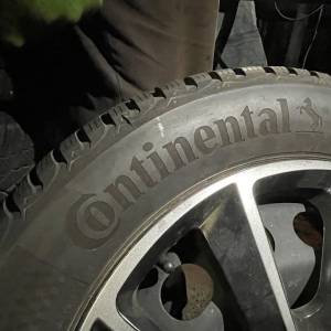 Gume zimske Continental 205/55/16 4 kom.