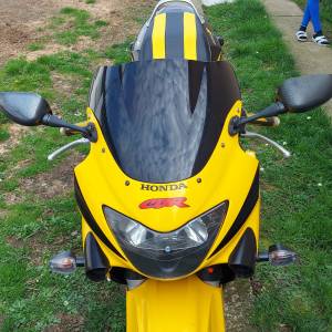Honda cbr 600f4