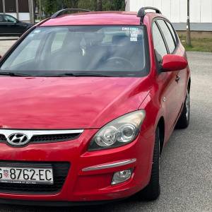 Hyundai i30 1.6 CRDI karavan (2009) — registriran do 12/2025