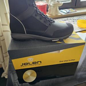 Jelen čizme Profesional Michelin 45Broj
