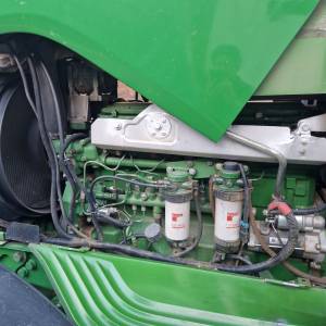 JOHN DEERE