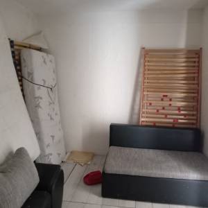 Kaštel Štafilić, 39m2 kuća, 3 pomoćna objekta, 1650m2 poljoprivrednog