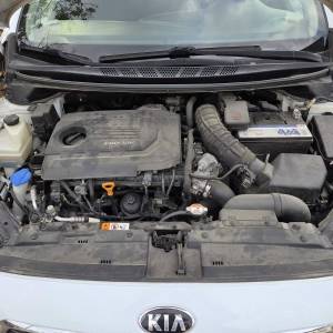 Kia Ceed 1.6 CRDI..2016g..Euro 6..servisna knjiga..Reg do 06/26