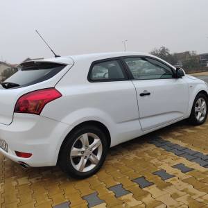 Kia Pro ceed 1.4..samo 100000km..reg do 11/26..alu tempomat..HR auto